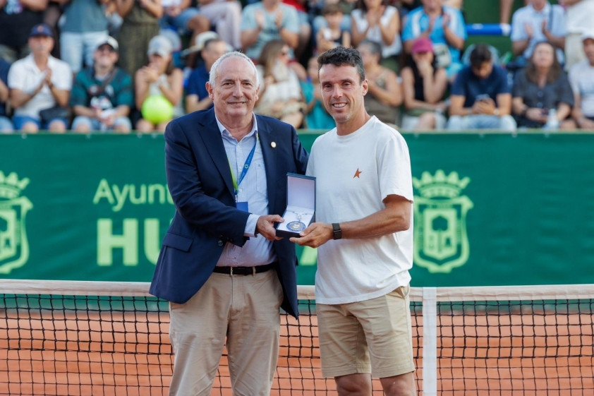 Roberto Bautista Agut giải nghệ ở tuổi 38