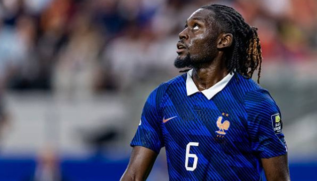 Tiền vệ Manu Kone trong màu áo AS Roma, mục tiêu chuyển nhượng hàng đầu của MU.