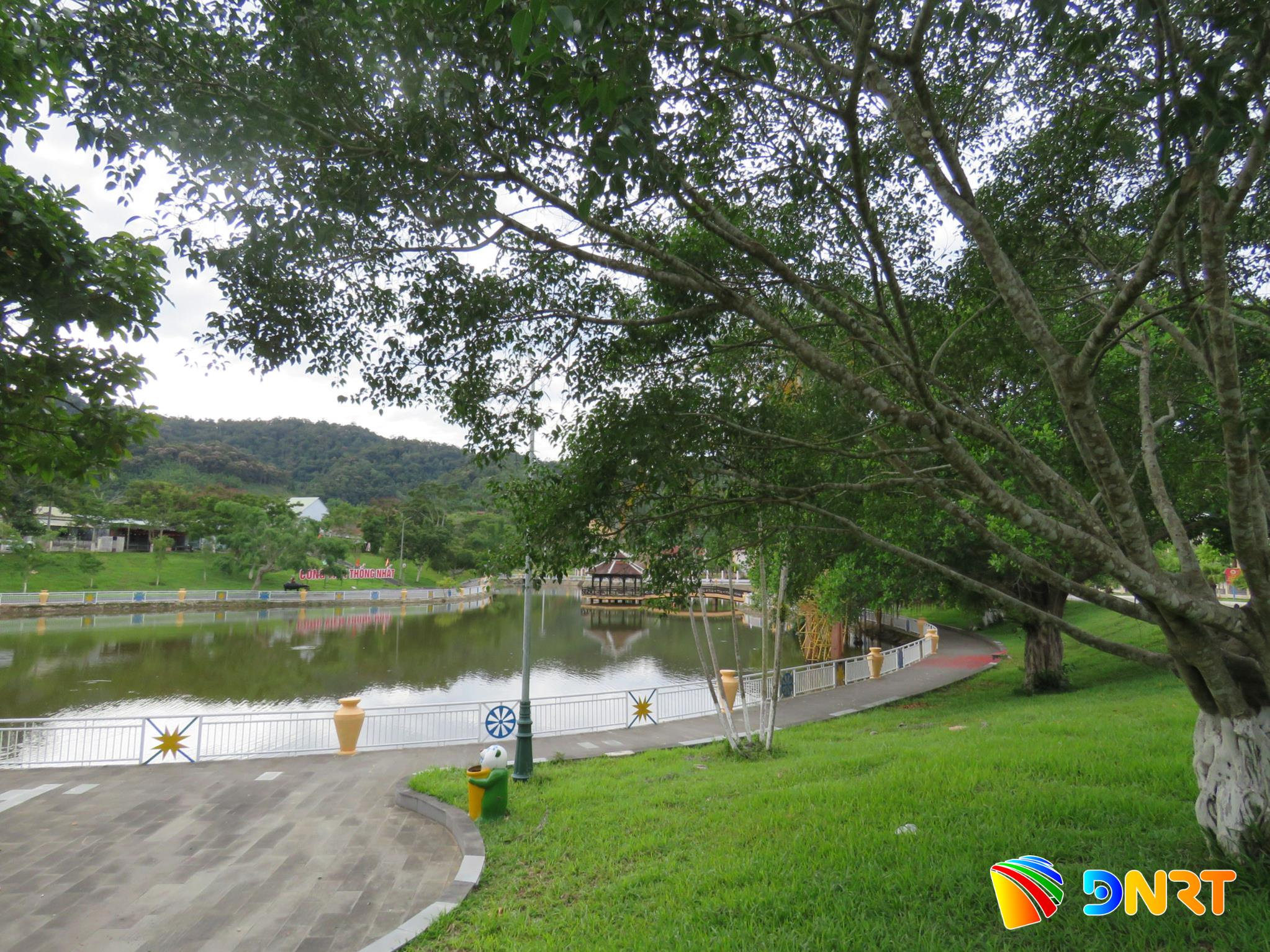 cong-vien-thong-nhat.jpg