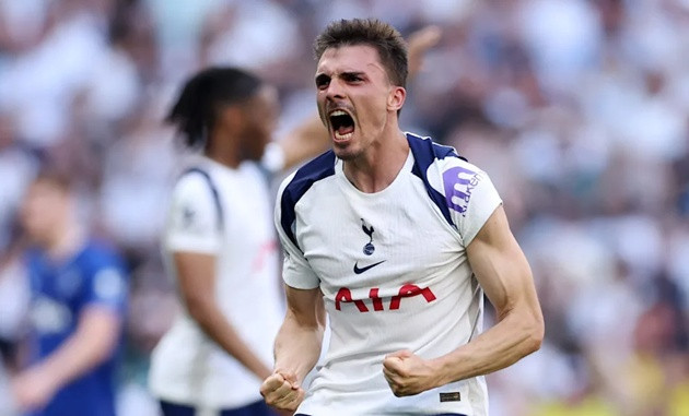 Joao Palhinha trong màu áo Bayern Munich Joao Palhinha là mục tiêu hàng đầu của Aston Villa nhằm thay thế Onana chấn thương.