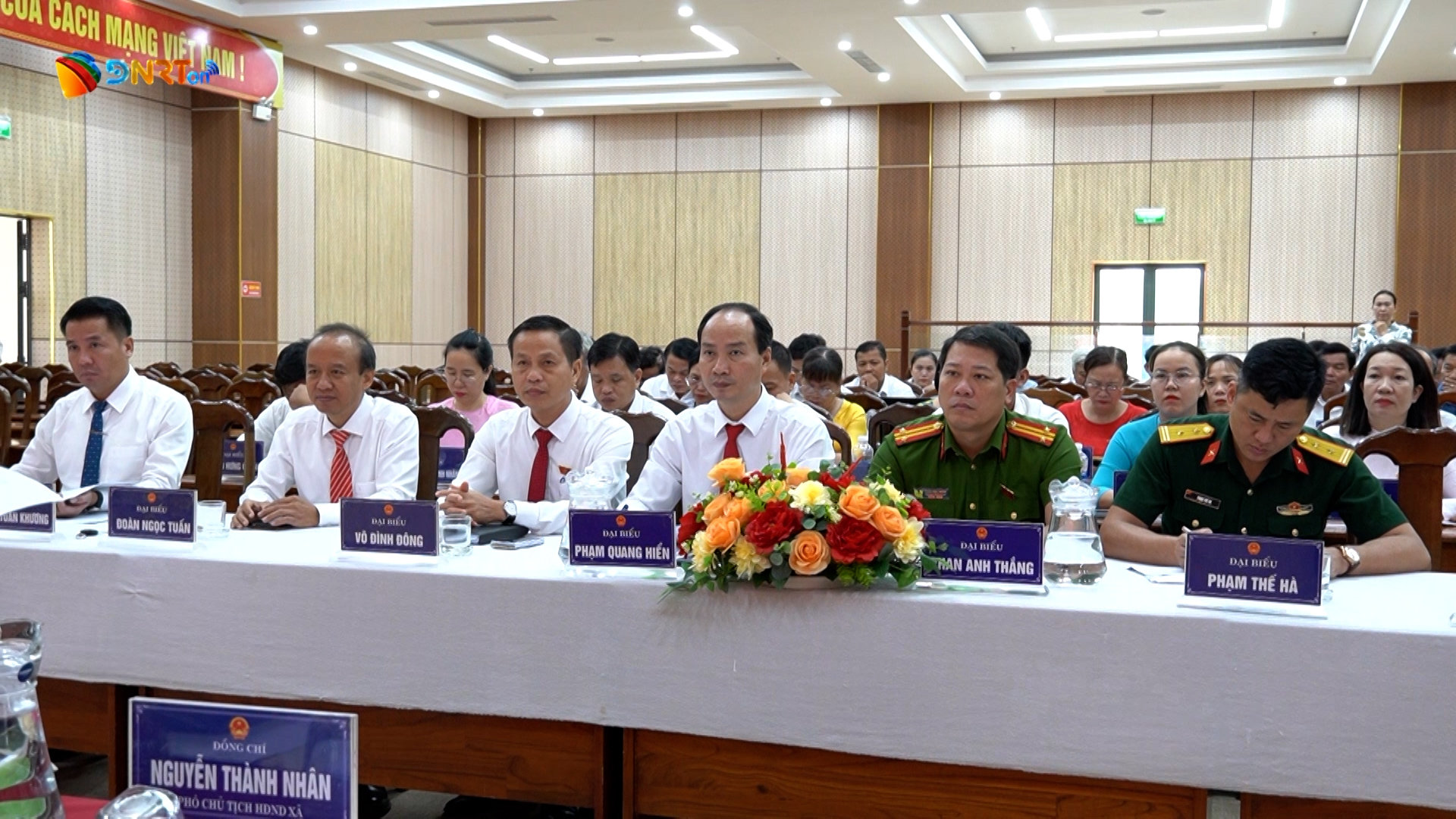 anh 9