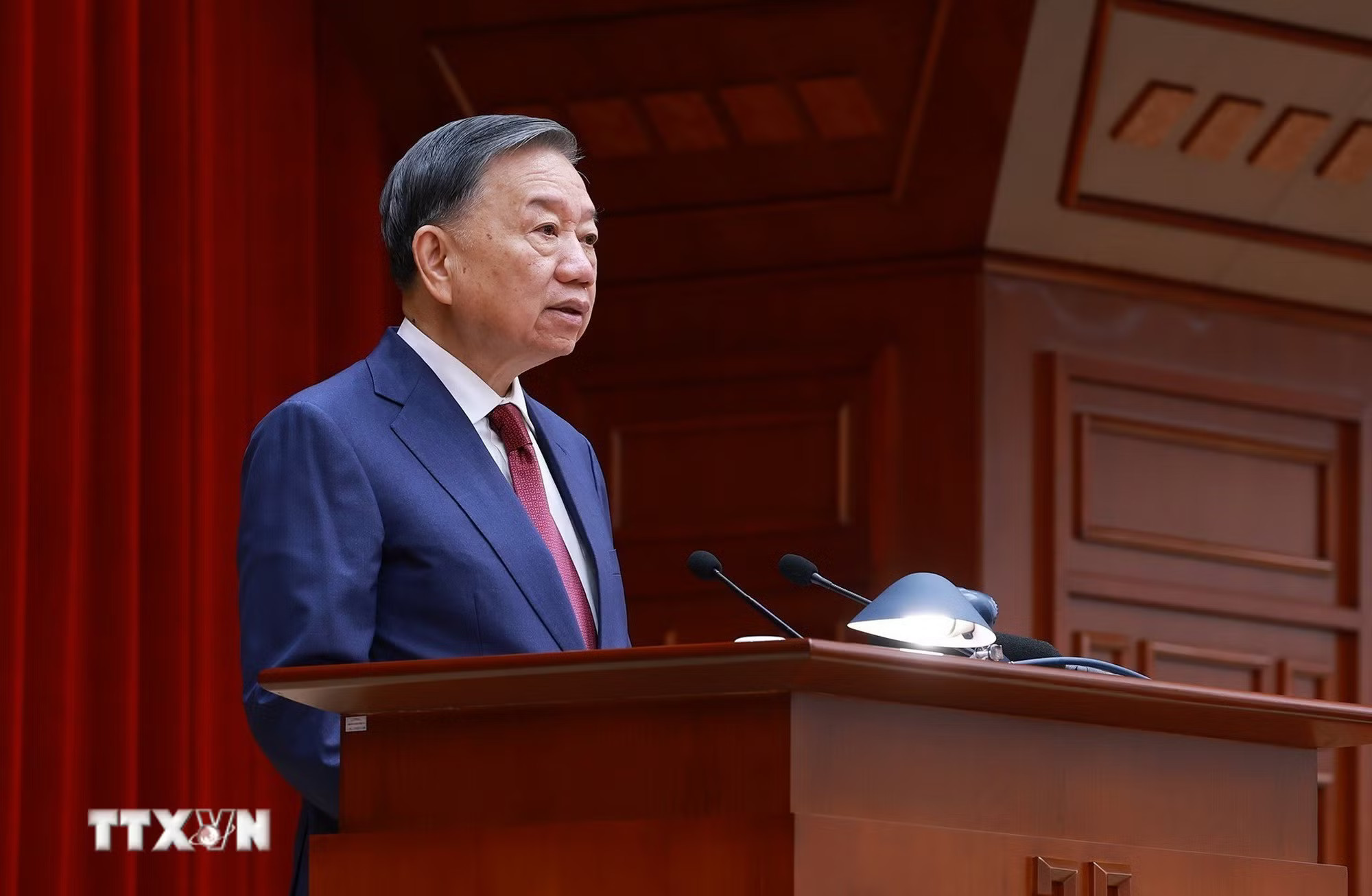 Tổng Bí thư, Chủ tịch nước Tô Lâm phát biểu khai mạc Hội nghị lần thứ ba Ban Chấp hành Trung ương Đảng khoá XIV. (Ảnh: Dương Giang/TTXVN) ttxvn-2007-hoi-nghi-lan-3-ban-chap-hanh-trung-uong-dang-1.jpg