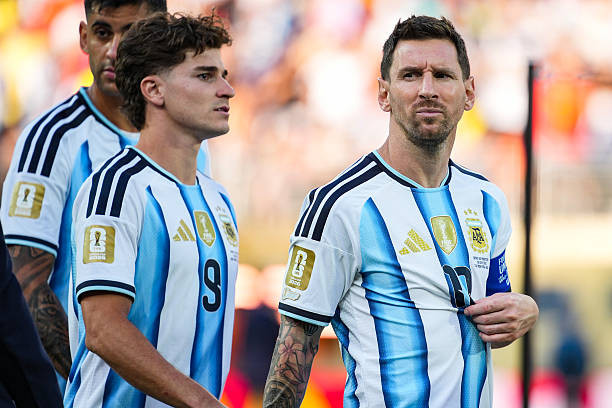Lionel Messi buồn bã sau trận chung kết World Cup 2026