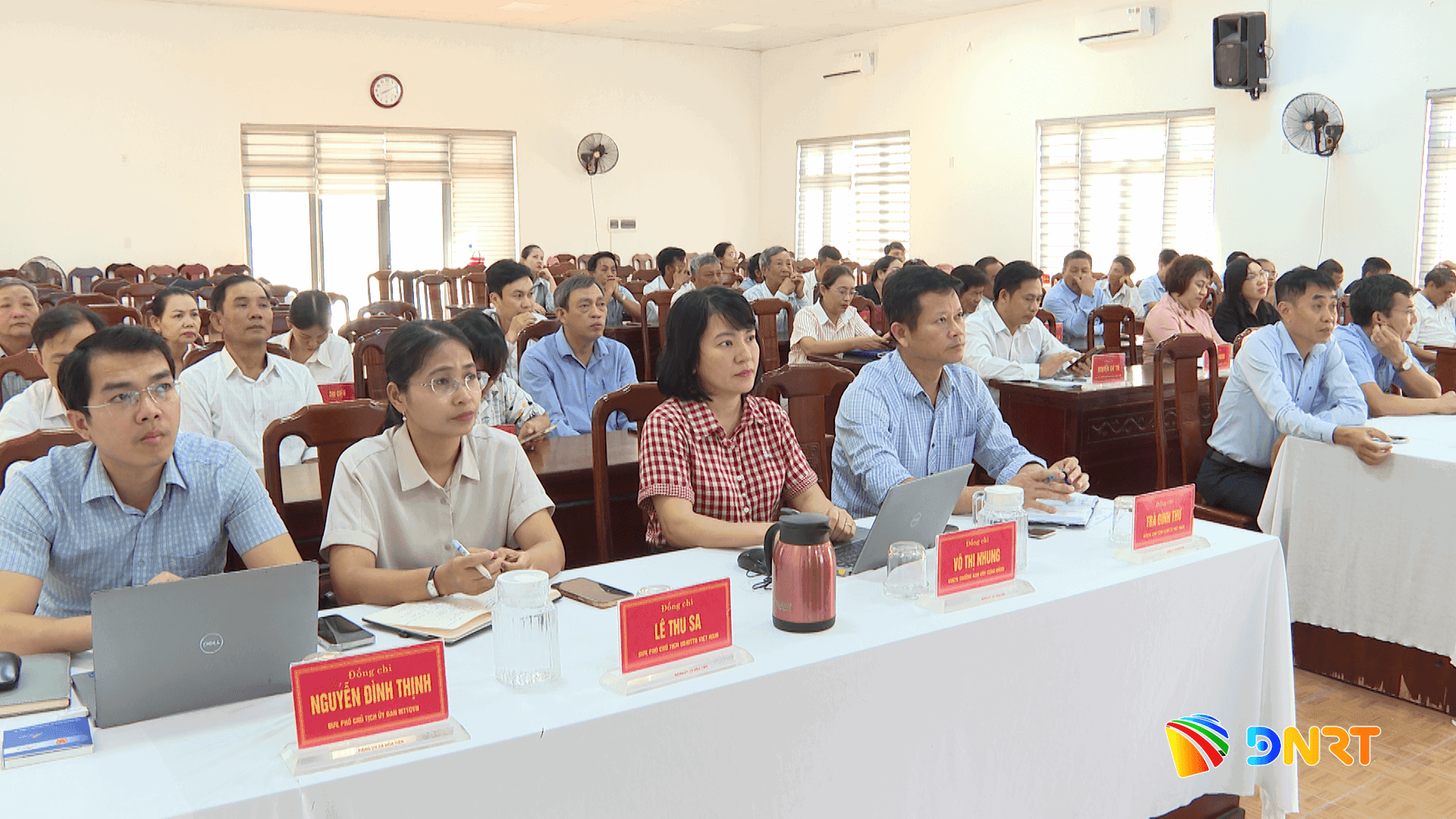 vanhai7902.mxf.05_53_42_19.still001(1)_watermarked.png