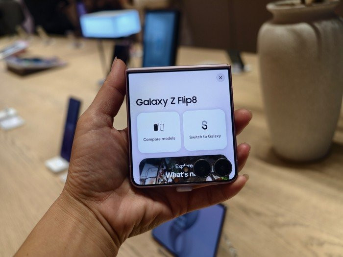 Galaxy Z Flip8 trang bị chip Exynos 2600 tiến trình 2nm và RAM 12GB