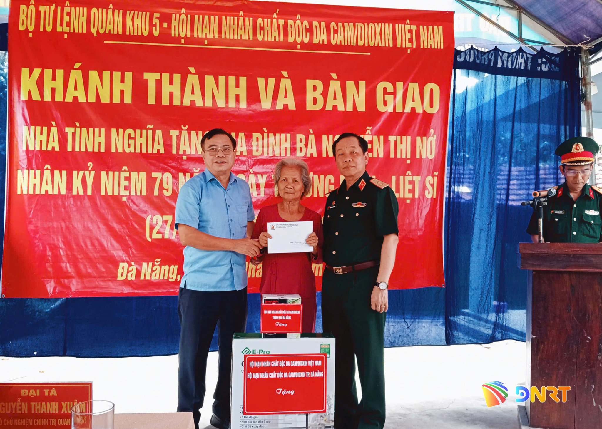 nha tinh nghia 2