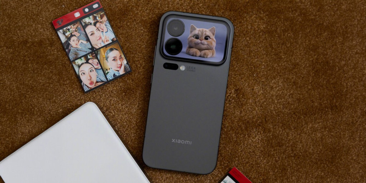 Xiaomi 18 Pro sẽ có màn hình phụ và pin khủn