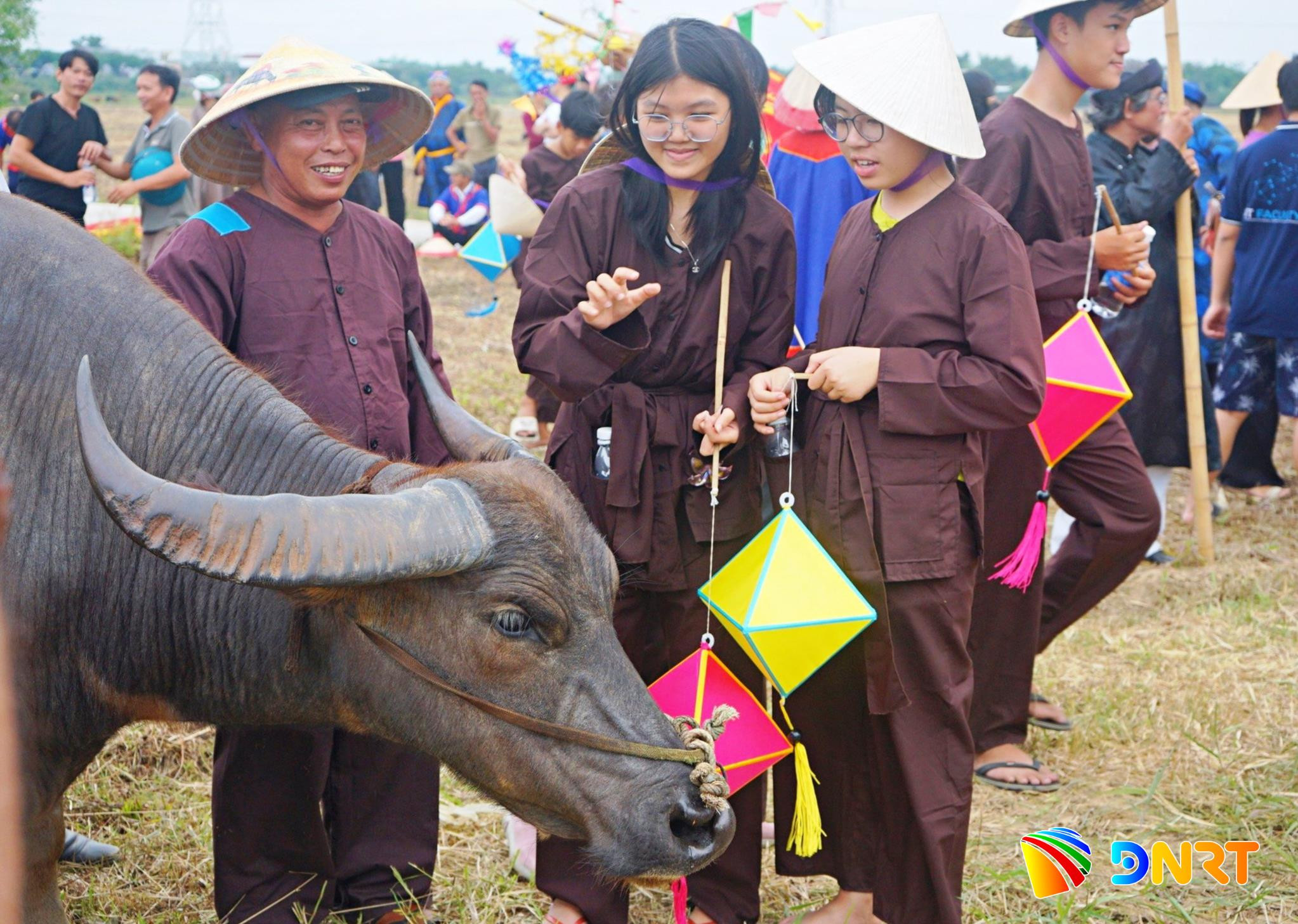 Lễ hội Mục đồng góp phần bảo tồn không gian văn hóa làng quê Phong Lệ (phường Hòa Xuân). Ảnh: TRƯỜNG SƠN
