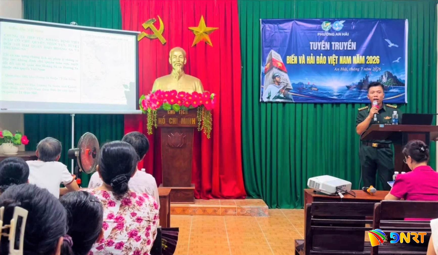 Đồn Biên phòng Sơn Trà vừa phối hợp Hội Liên hiệp Phụ nữ phường An Hải tổ chức tuyên truyền kiến thức về chủ quyền biển đảo cho hội viên phụ nữ trên địa bàn phường. Tại các buổi tuyên truyền, phụ nữ phường An Hải được cung cấp thông tin về chủ quyền biển đảo Việt Nam; các quy định pháp luật liên quan đến hoạt động trên biển; vai trò, trách nhiệm của công dân trong tham gia bảo vệ chủ quyền, an ninh biên giới biển. Hoạt động này góp phần nâng cao nhận thức, ý thức trách nhiệm của hội viên phụ nữ;