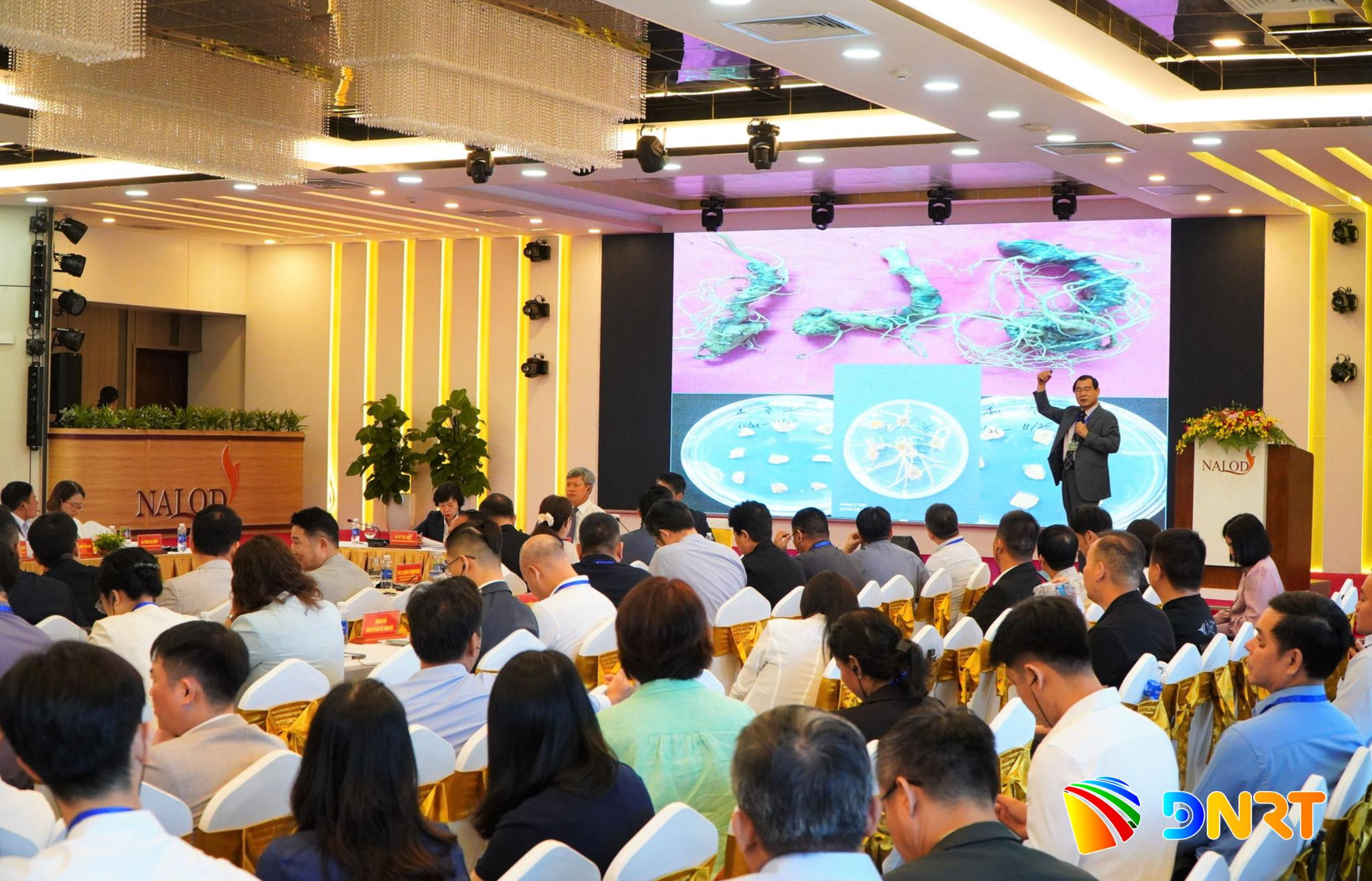 Quang cảnh hội thảo. Ảnh: VINH ANH