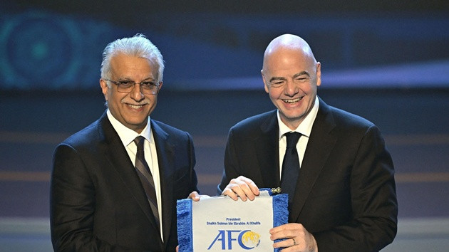 Sheikh Salman bin Ebrahim Al Khalifa có thể thay Infantino. (Ảnh: Goal)
