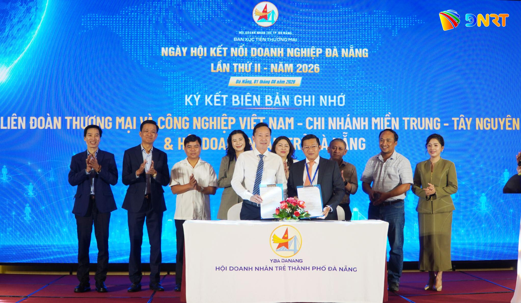 le-ky-ket-bien-ban-ghi-nho-giua-vcci-mien-trung-tay-nguyen-va-hoi-doanh-nhan-tre-da-nang.jpg