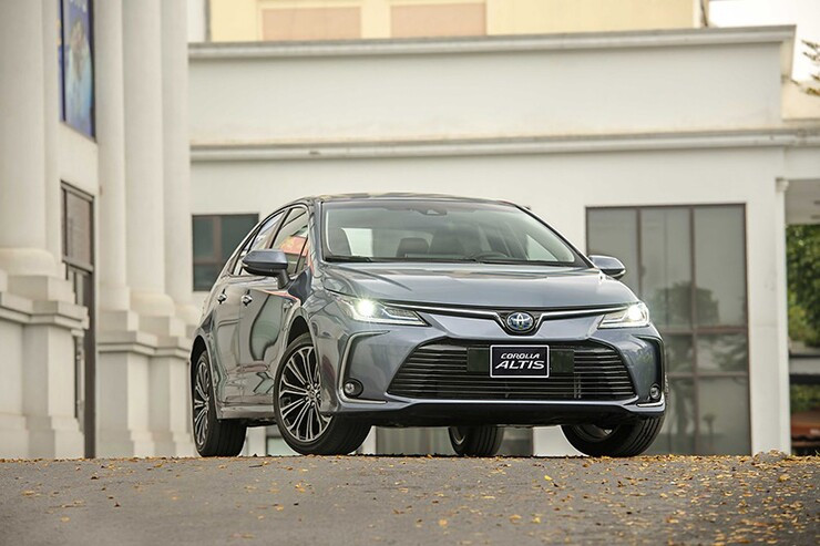Giá xe Toyota Corolla Altis mới nhất tháng 8/2026 - 1