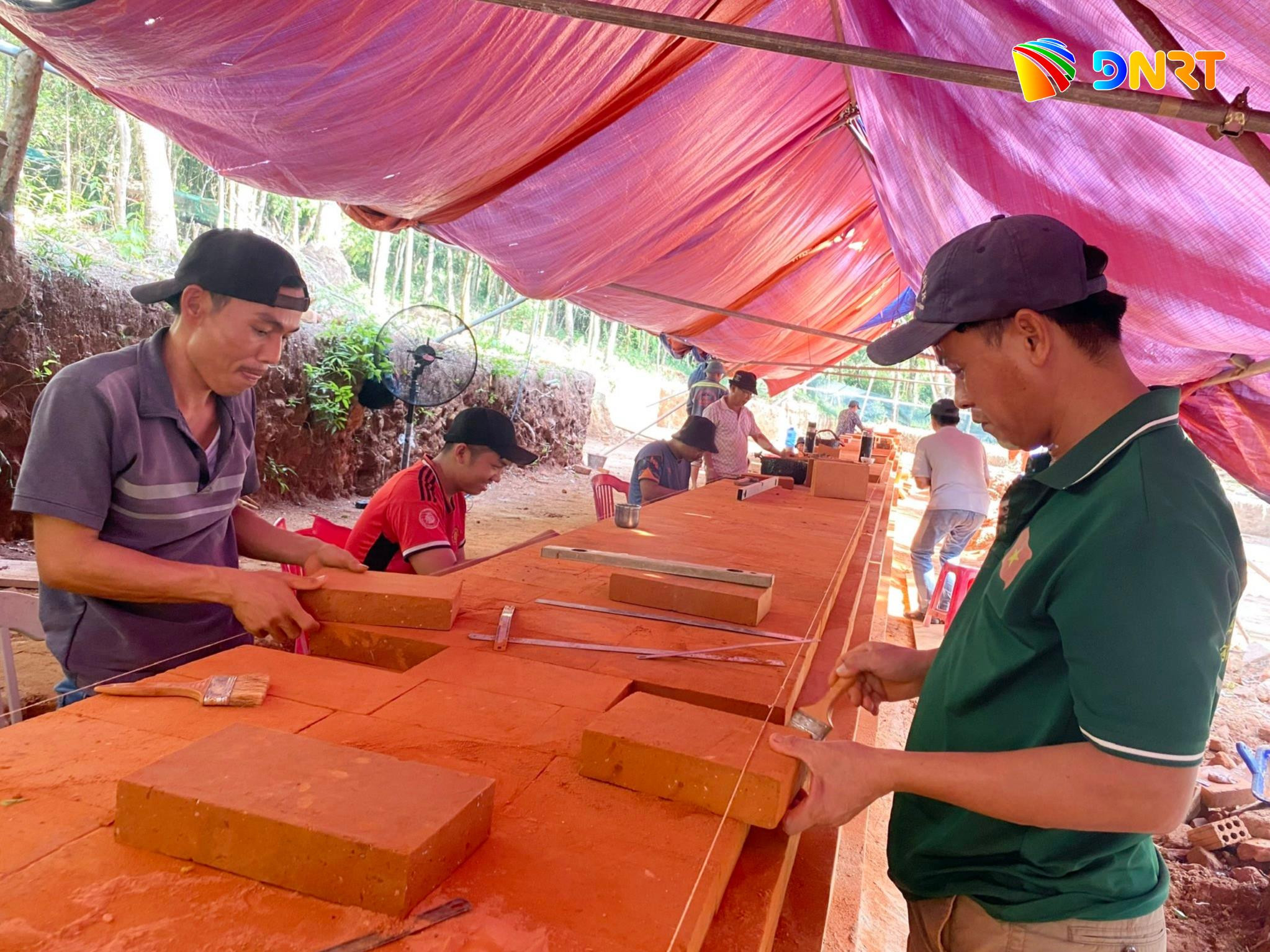 Thông qua các dự án bảo tồn Mỹ Sơn