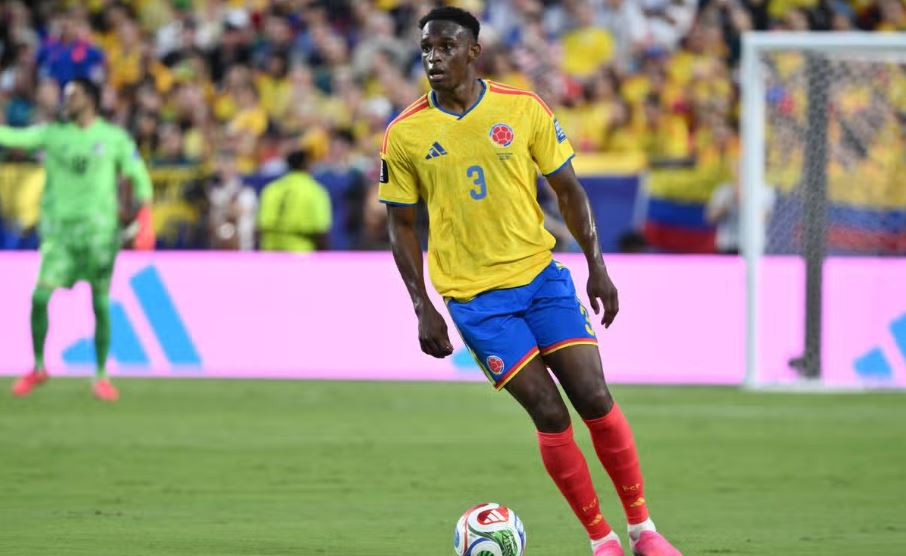Jhon Lucumi ở rất gần Juventus. Ảnh: Getty Images.