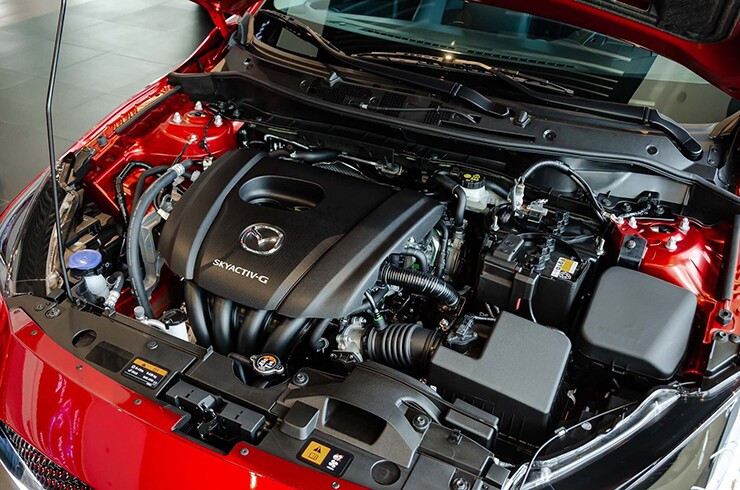 Động cơ Skyactiv-G 1,5L vận hành mượt mà