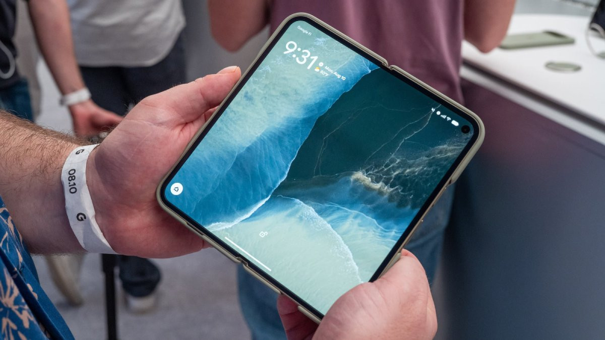 Pixel 11 Pro Fold sở hữu màn hình gập độc đáo