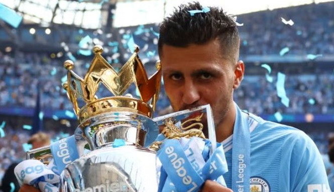 Barca đánh bại Real Madrid để giành lấy chữ ký của Rodri.