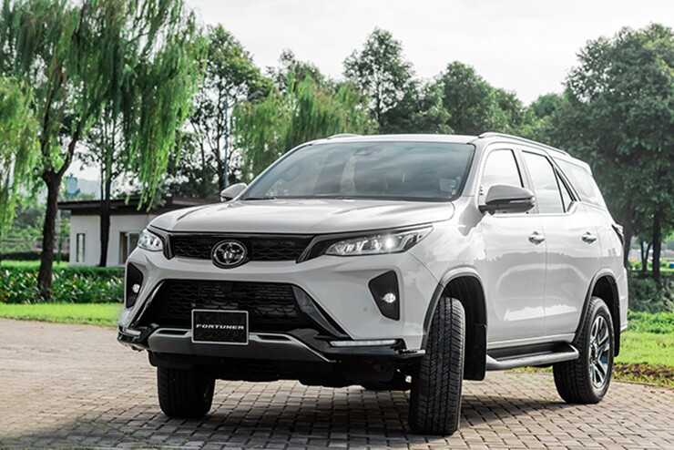Thân xe Toyota Fortuner 2026