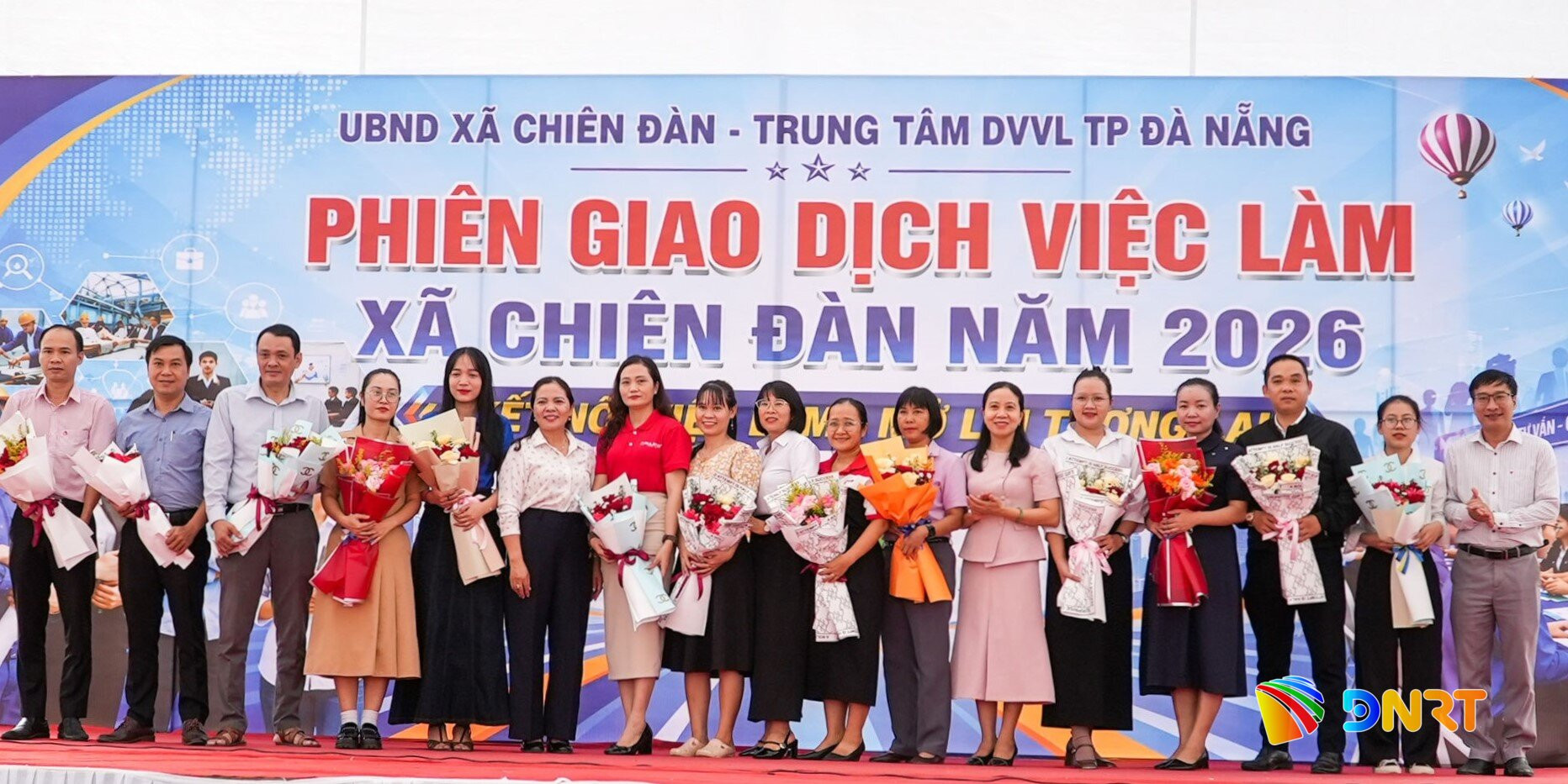 anh-2-4445d53d36128ceaeb5c3f2ddcdb7712(1).jpg