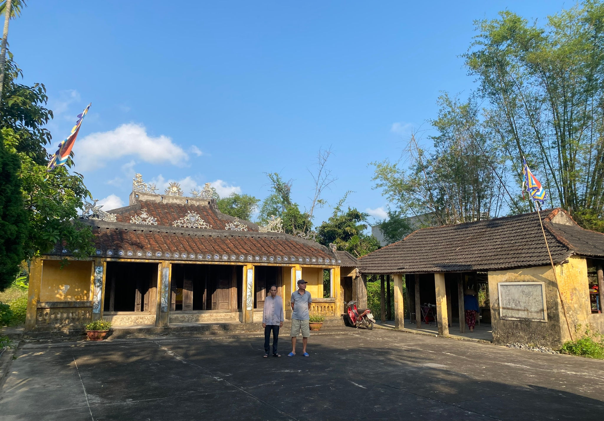 Di tích xuống cấp