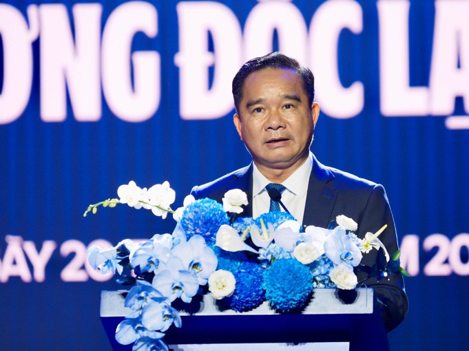 Ông Nguyễn Văn Được, Chủ tịch UBND Thành phố Hồ Chí Minh phát biểu tại Lễ kỉ niệm 50 năm ngày thành lập và đón nhận Huân chương Độc lập hạng Nhất của Vinamilk. Ảnh: VI NAM