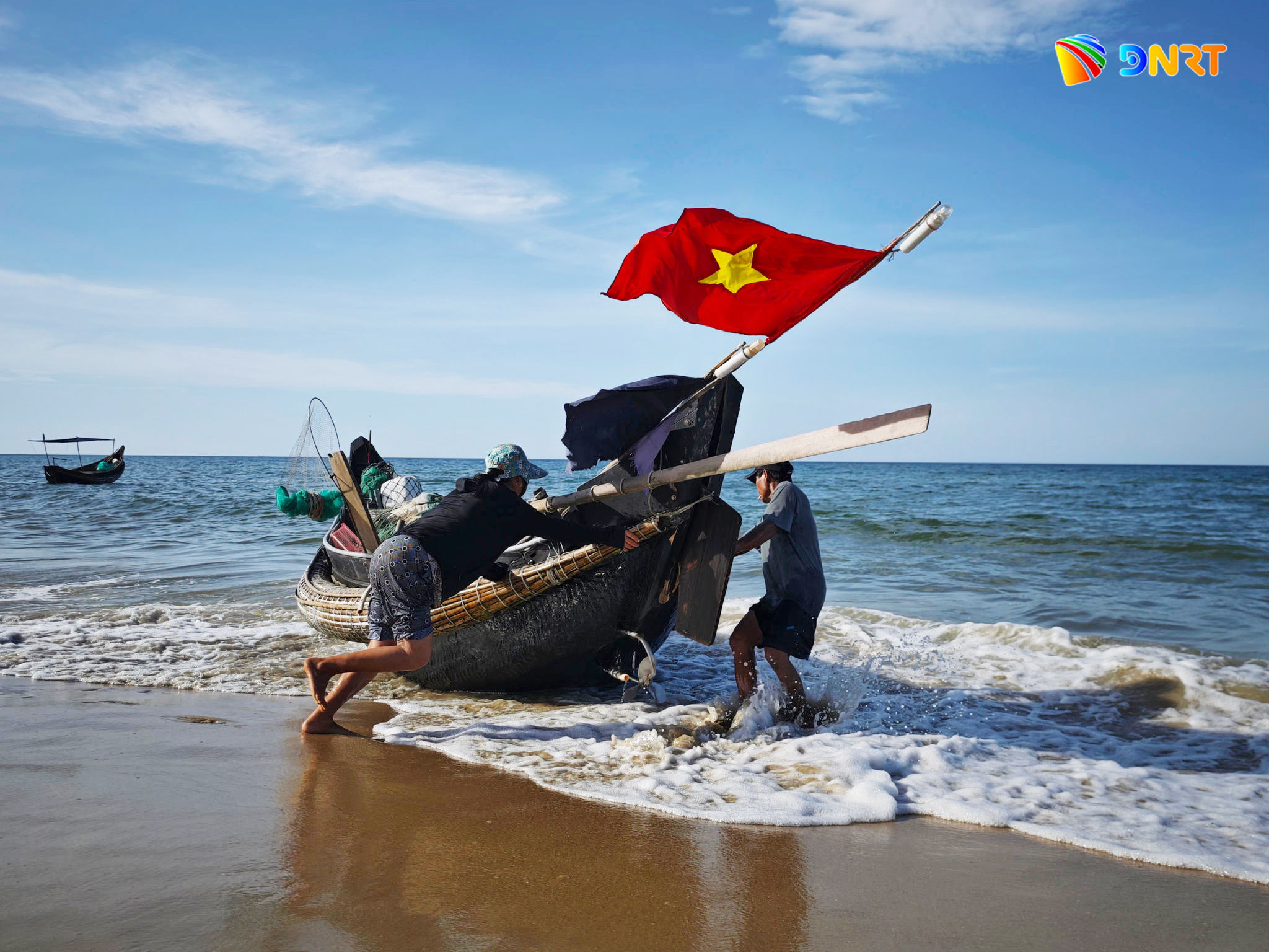 bieu-chieu-vinh-thanh.jpg
