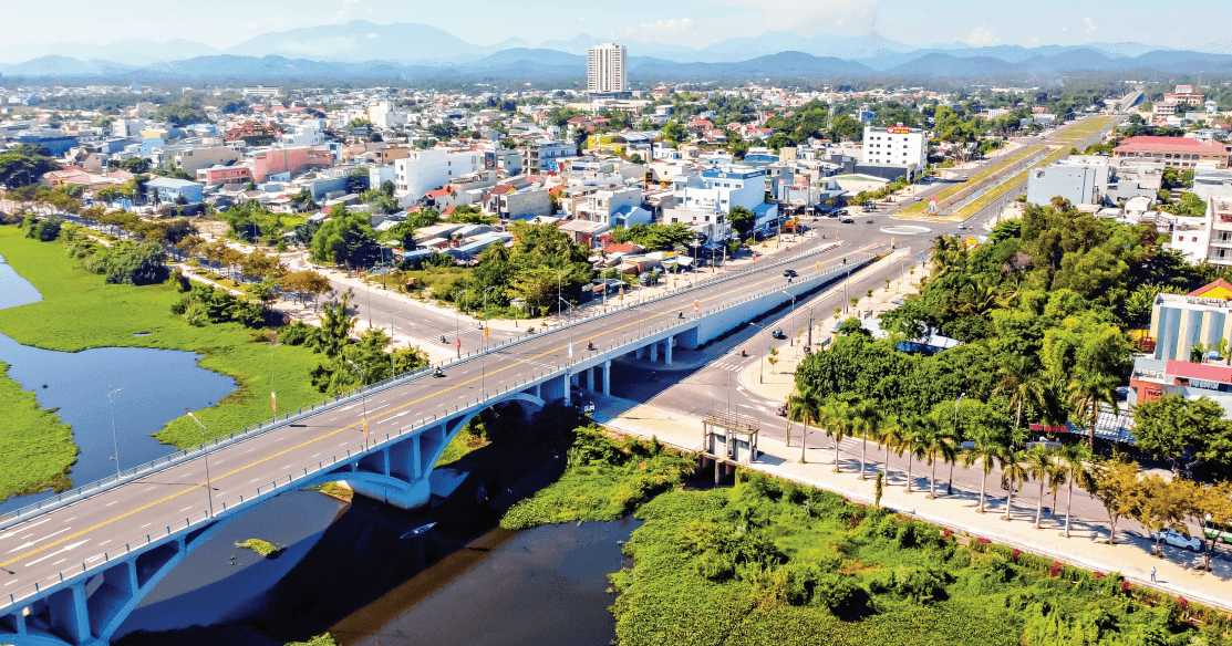 Một góc Tam Kỳ nhìn từ trên cao. Ảnh: PHƯƠNG THẢO