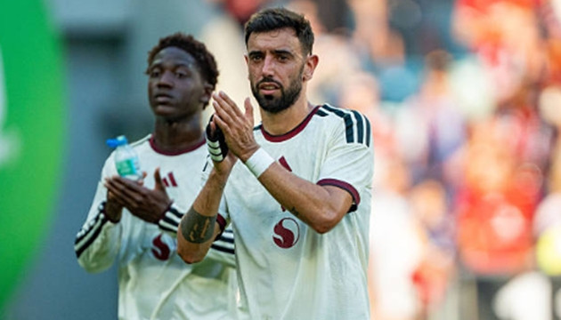 Bruno Fernandes và các đồng đội tại Manchester United đặt mục tiêu giành 3 điểm trận ra quân