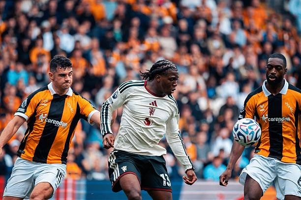Patrik Dorgu gây thất vọng trong trận đấu với Hull City