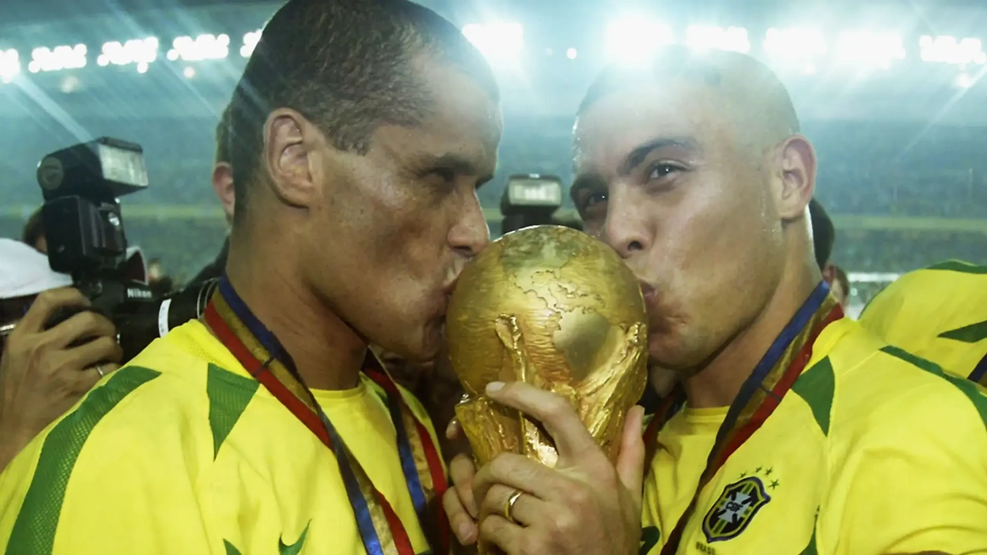 Yokohama chứng kiến khoảnh khắc Ronaldo béo viết lại lịch sử. Ảnh: Getty.