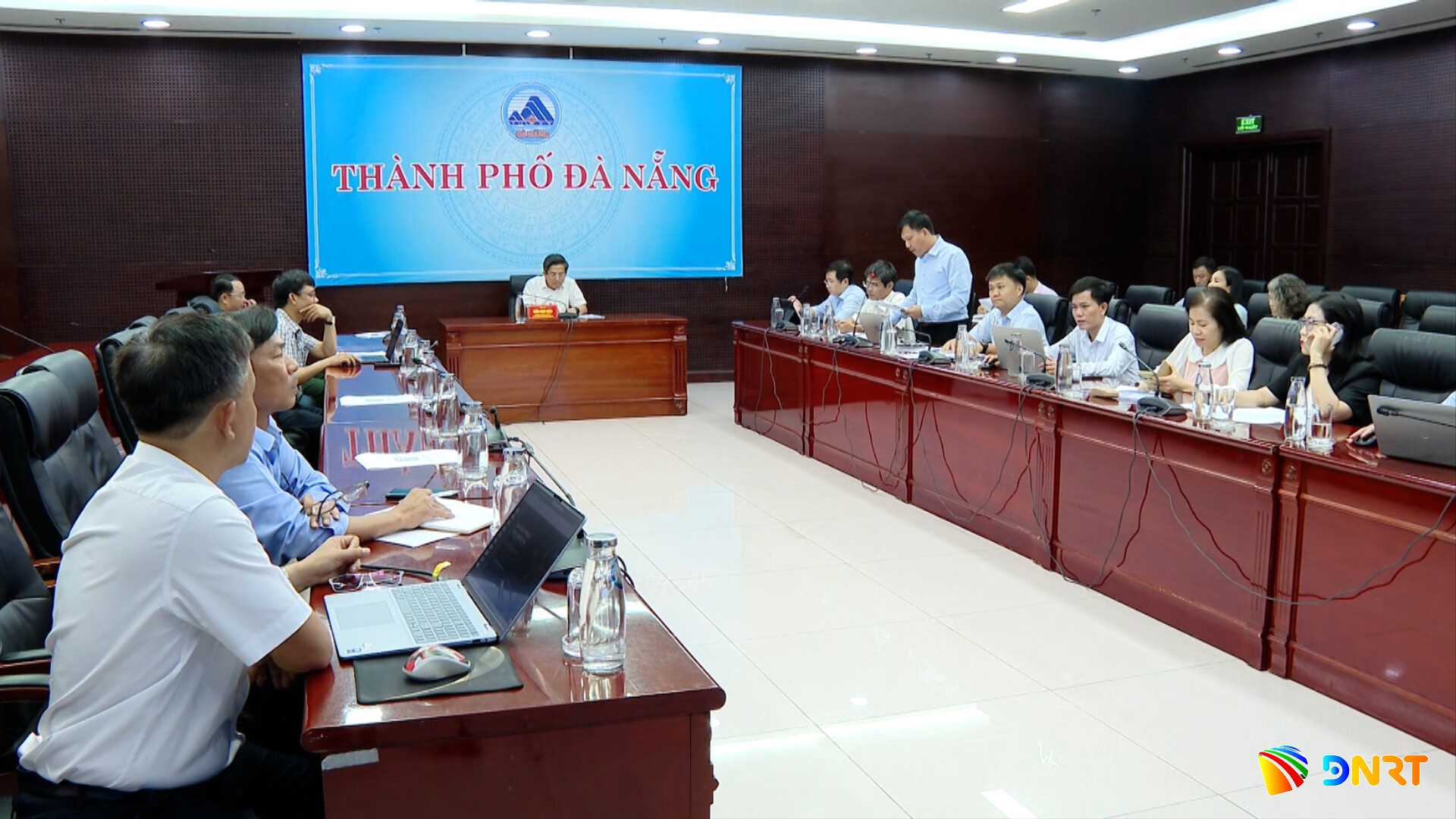 lanh-dao-ubnd-thanh-pho-da-nang-lam-viec-voi-so-nong-nghiep-va-moi-truong-lien-quan-den-thu-hut-dau-tu-nong-nghiep(1).jpg