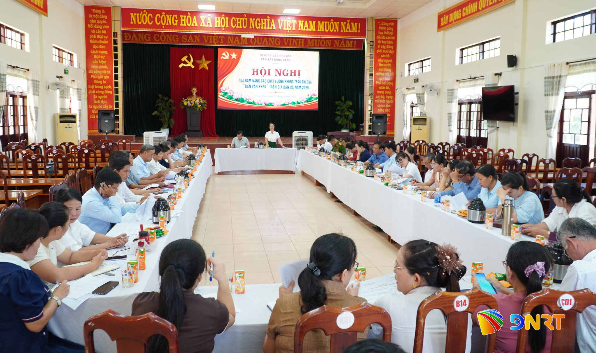 anh quang canh toa dam