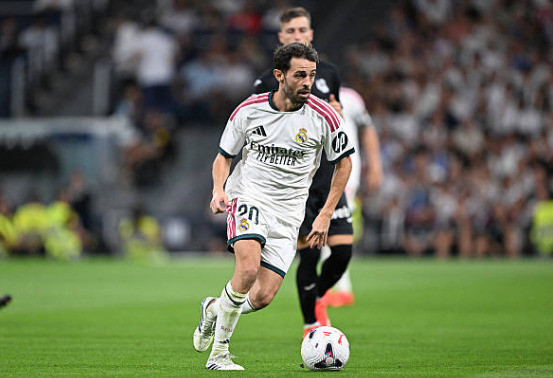 Bernardo Silva thi đấu cần cù và hiệu quả ở tuyến giữa Real Madrid