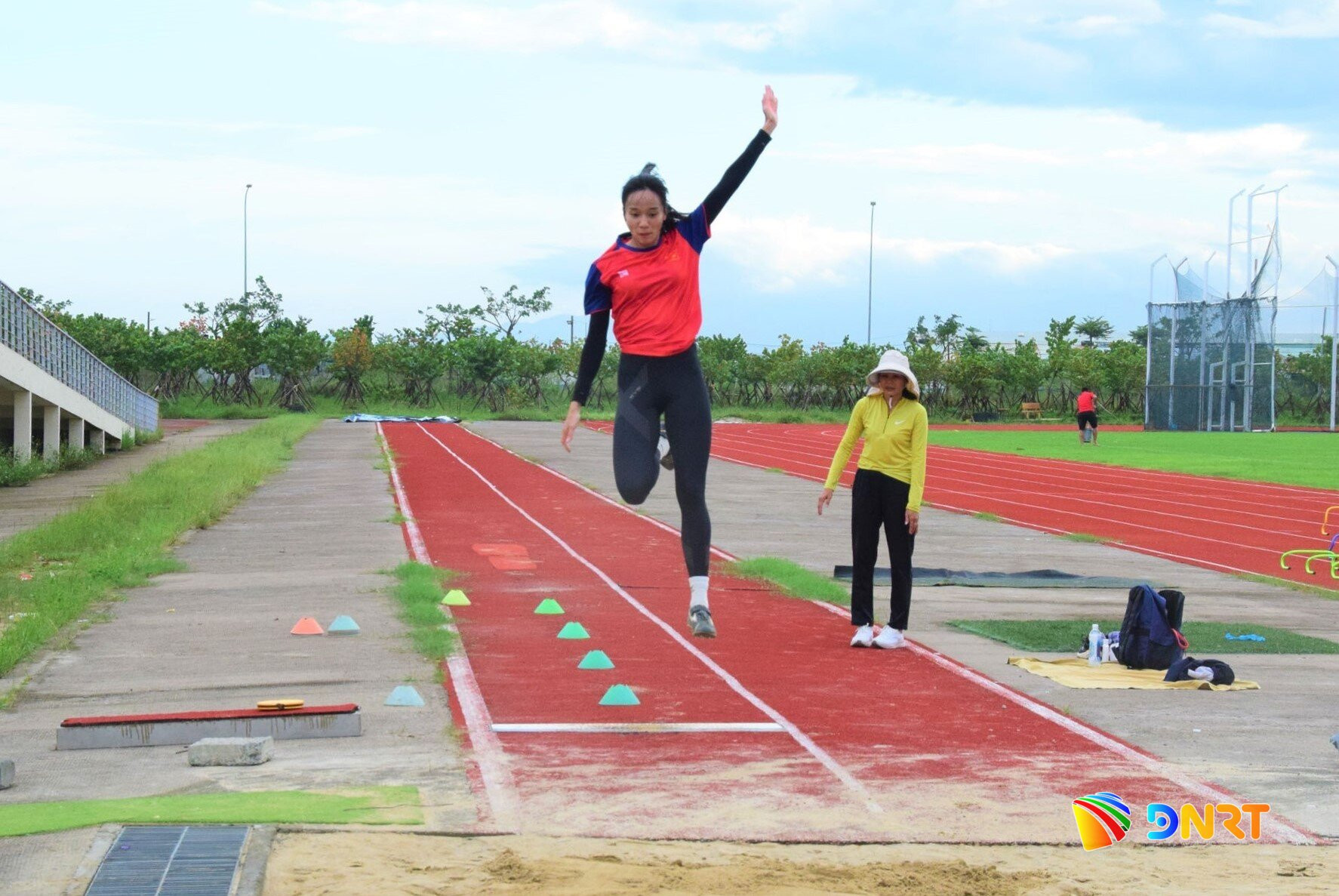 28-8-tin-tt1-5d9102c99ca87eb0e4ff2757120dd485(1).jpg