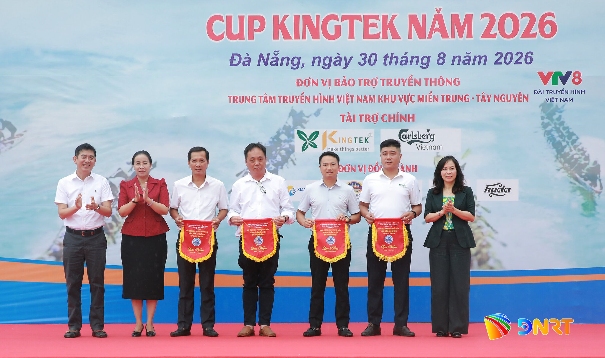 NHA TAI TRO DUA THUEN