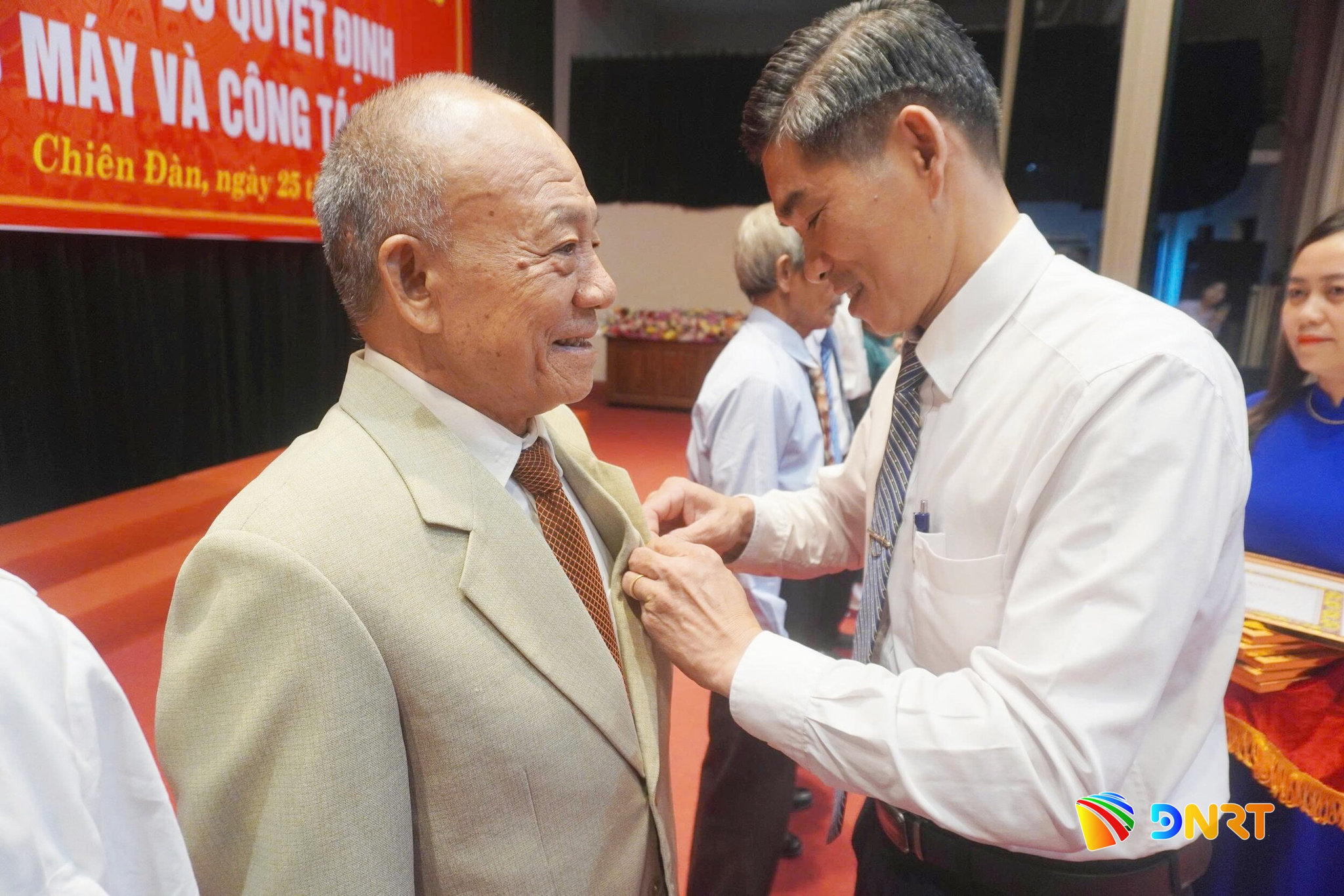 anh huy hieu 1