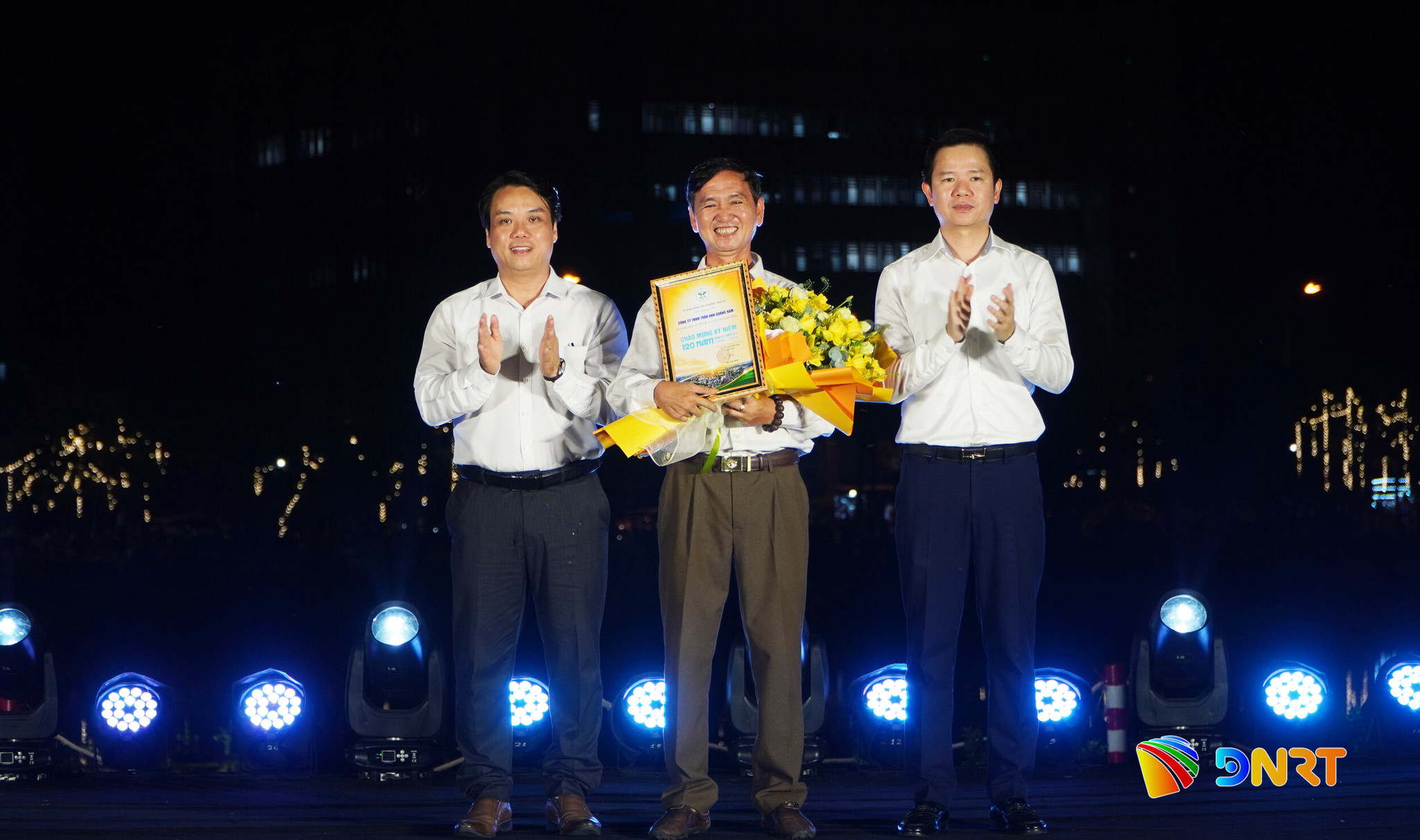 Lãnh đạo phường Tam Kỳ tri ân đơn vị đồng hành các hoạt động chào mừng kỷ niệm 120 năm Phủ lỵ Tam Kỳ