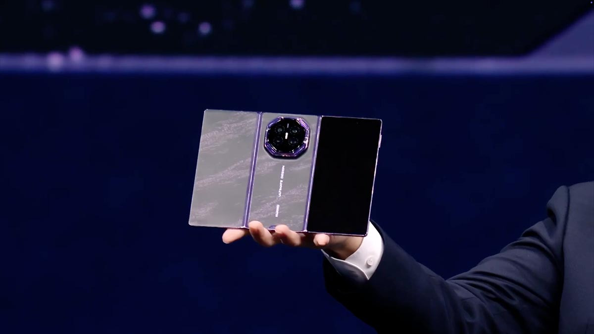 Huawei Mate XT 2 sở hữu thiết kế gập ba cao cấp