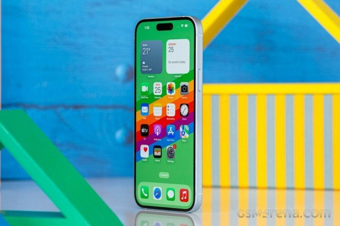 Bang gia va cac phien ban bo nho cua iPhone 15 Plus tren thi truong