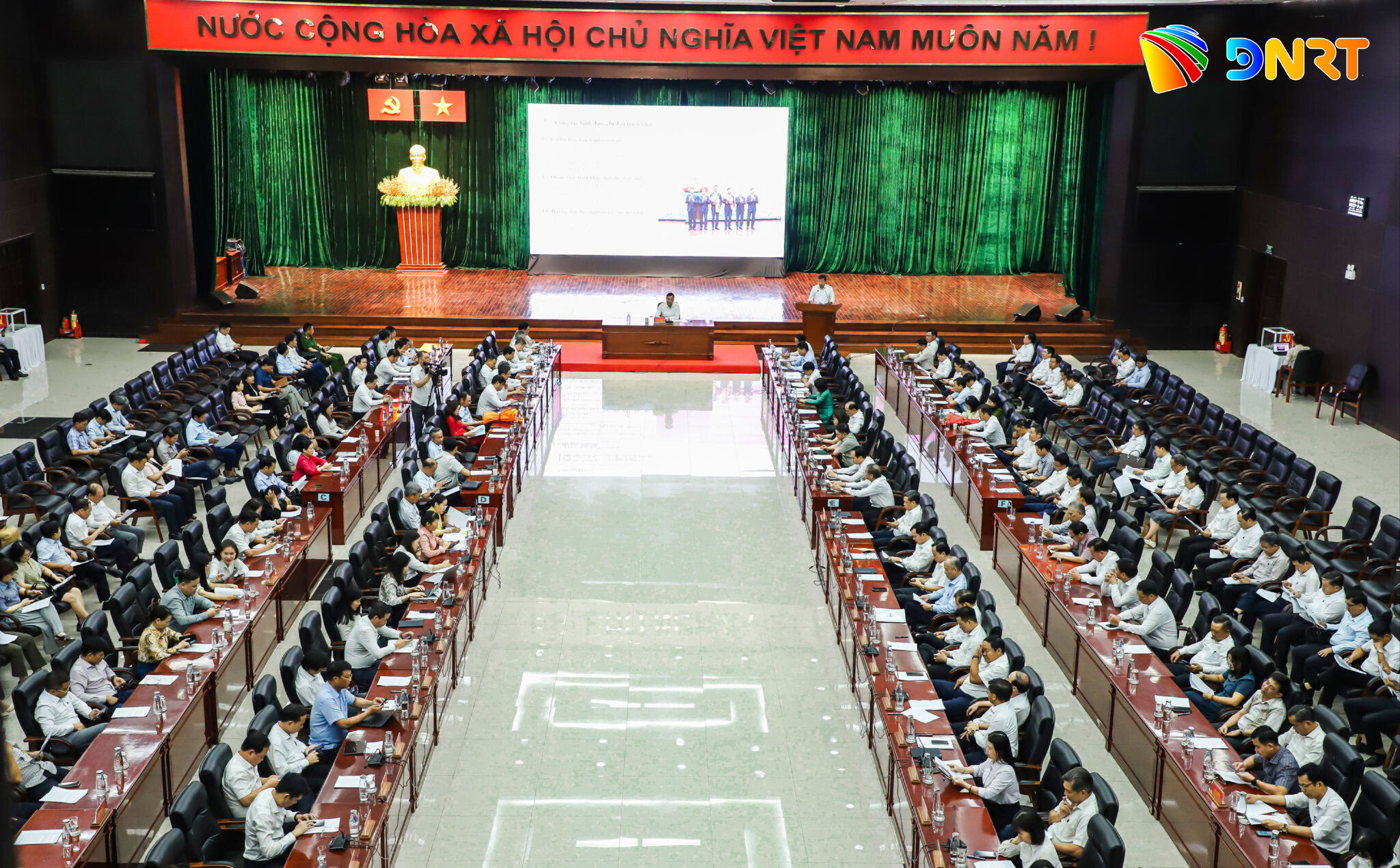 Cán bộ trong diện quy hoạch thuộc diện Ban Thường vụ Thành ủy quản lý tại buổi gặp mặt sáng 4/9. Ảnh: NGỌC PHÚ