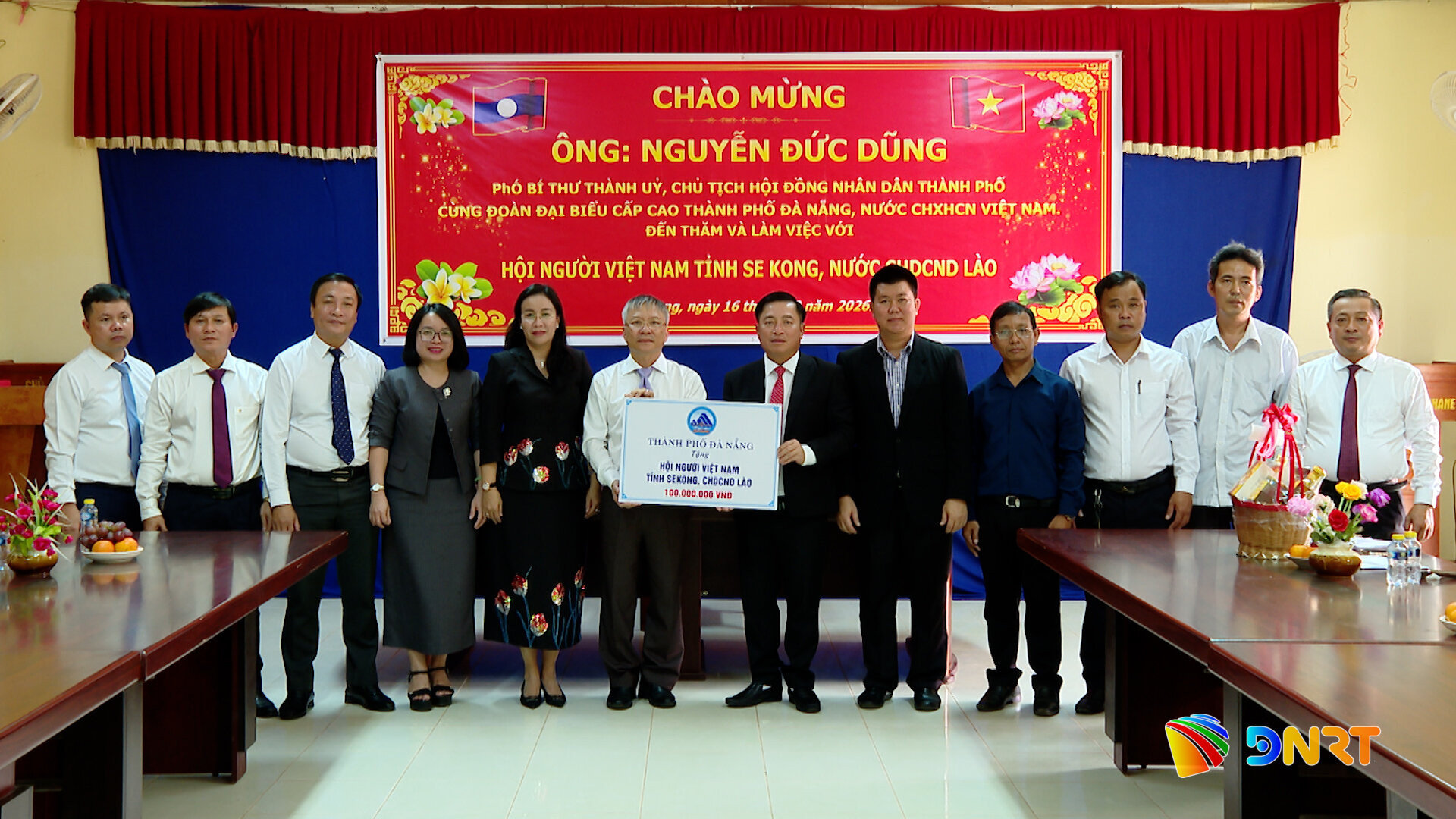 trao-ho-tro-hoi-sekong(1).jpg