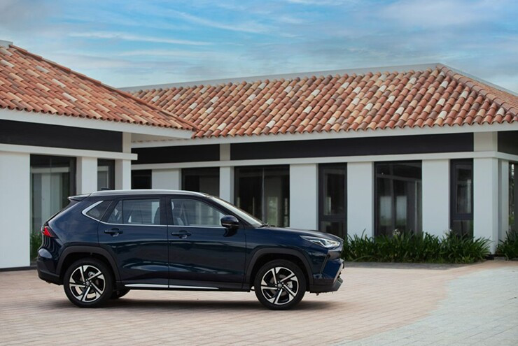 Đuôi xe Toyota Yaris Cross với dải đèn hậu LED sắc sảo
