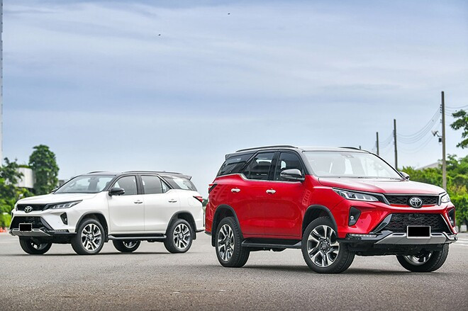 Giá lăn bánh tham khảo xe Toyota Fortuner