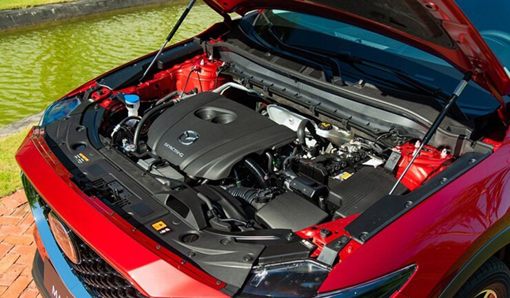 Trang bị tiện nghi bảng điều khiển trung tâm và phanh tay điện tử trên Mazda CX-5