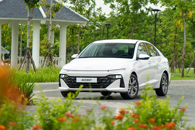 Hyundai Accent thế hệ mới với thiết kế ngoại thất hiện đại