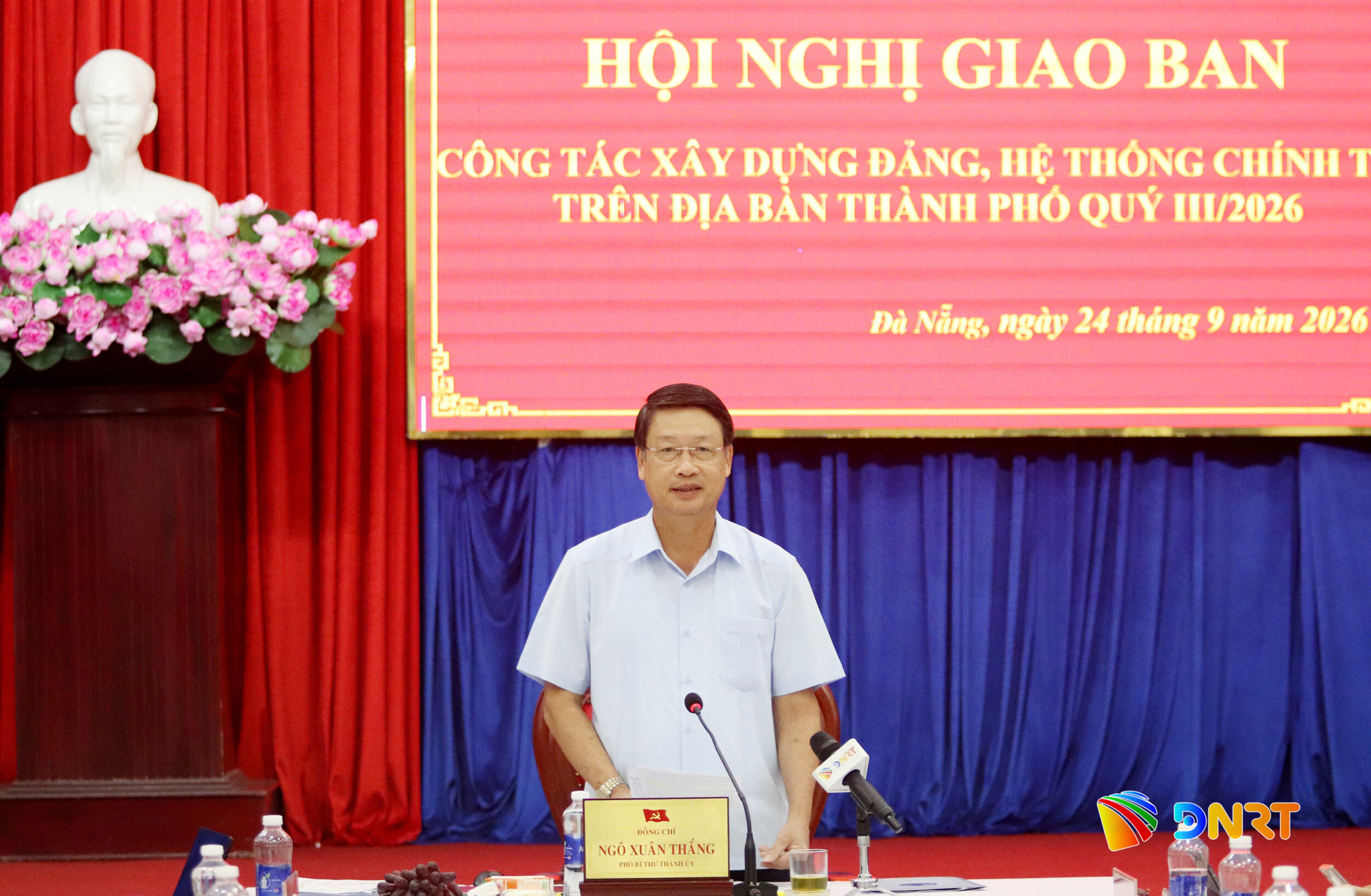 Phó Bí thư Thành ủy Ngô Xuân Thắng kết luận hội nghị. Ảnh: TRỌNG HUY