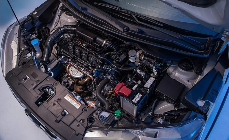 Khoang động cơ 1.5L Mild-Hybrid của Suzuki XL7