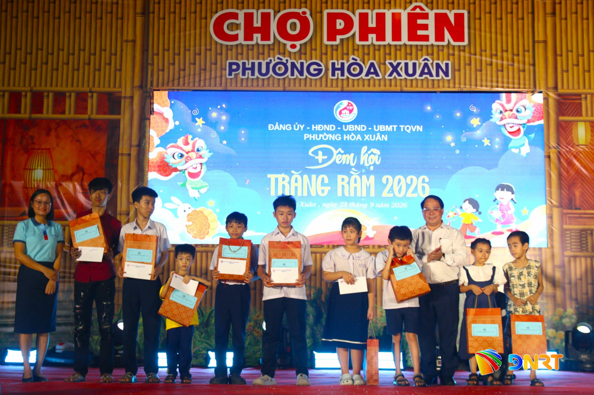25-9hoaxuan 1
