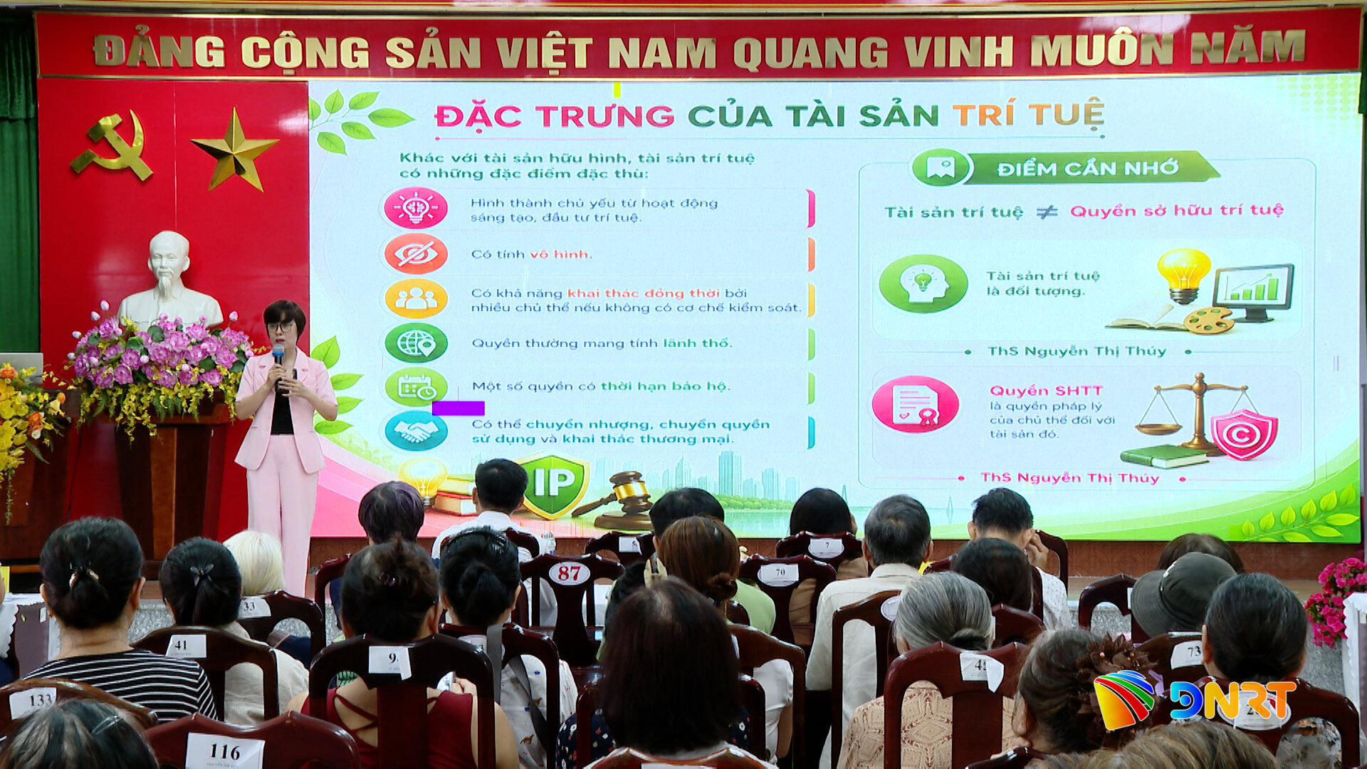 huy8232.mxf.19_09_47_08.still001.jpg